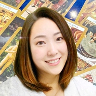 鑑定師 画像
