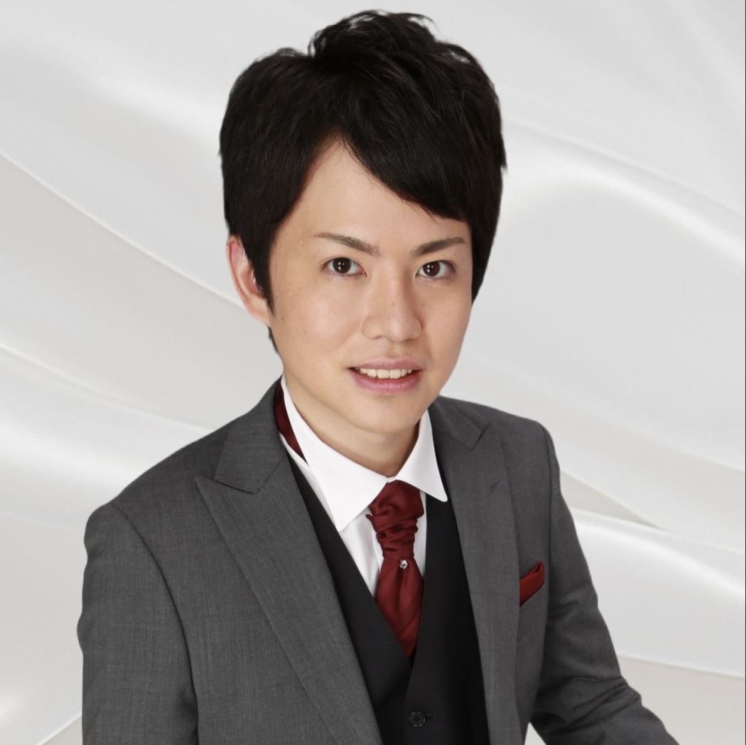 鑑定師 画像
